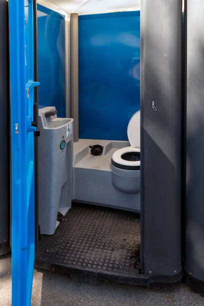 Best Portable restroom trailer rental  in Prairie City, IA