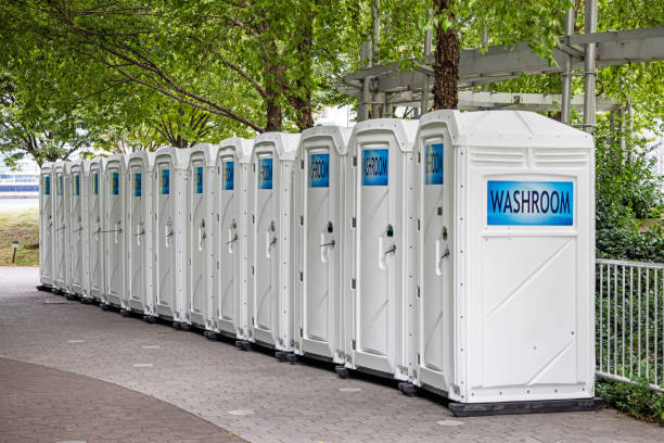 Best Portable restroom trailer rental  in Prairie City, IA